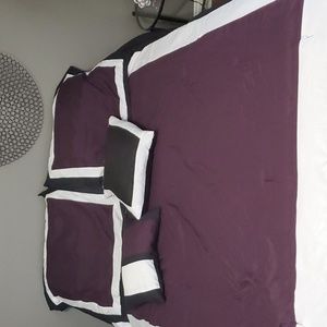 Full sized comforter